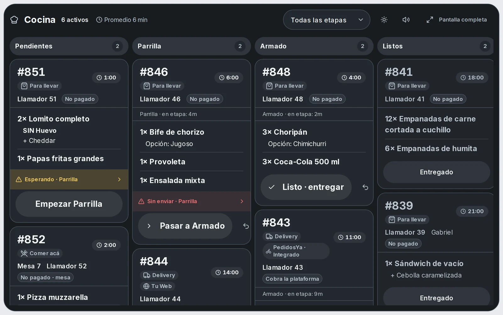 Vista del software de cocina de Fuding con comandas de ejemplo